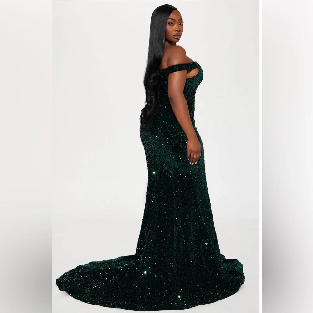 Off-Shoulder Dark Green Sequin Dress NWT new with tags - Picture 3 of 8